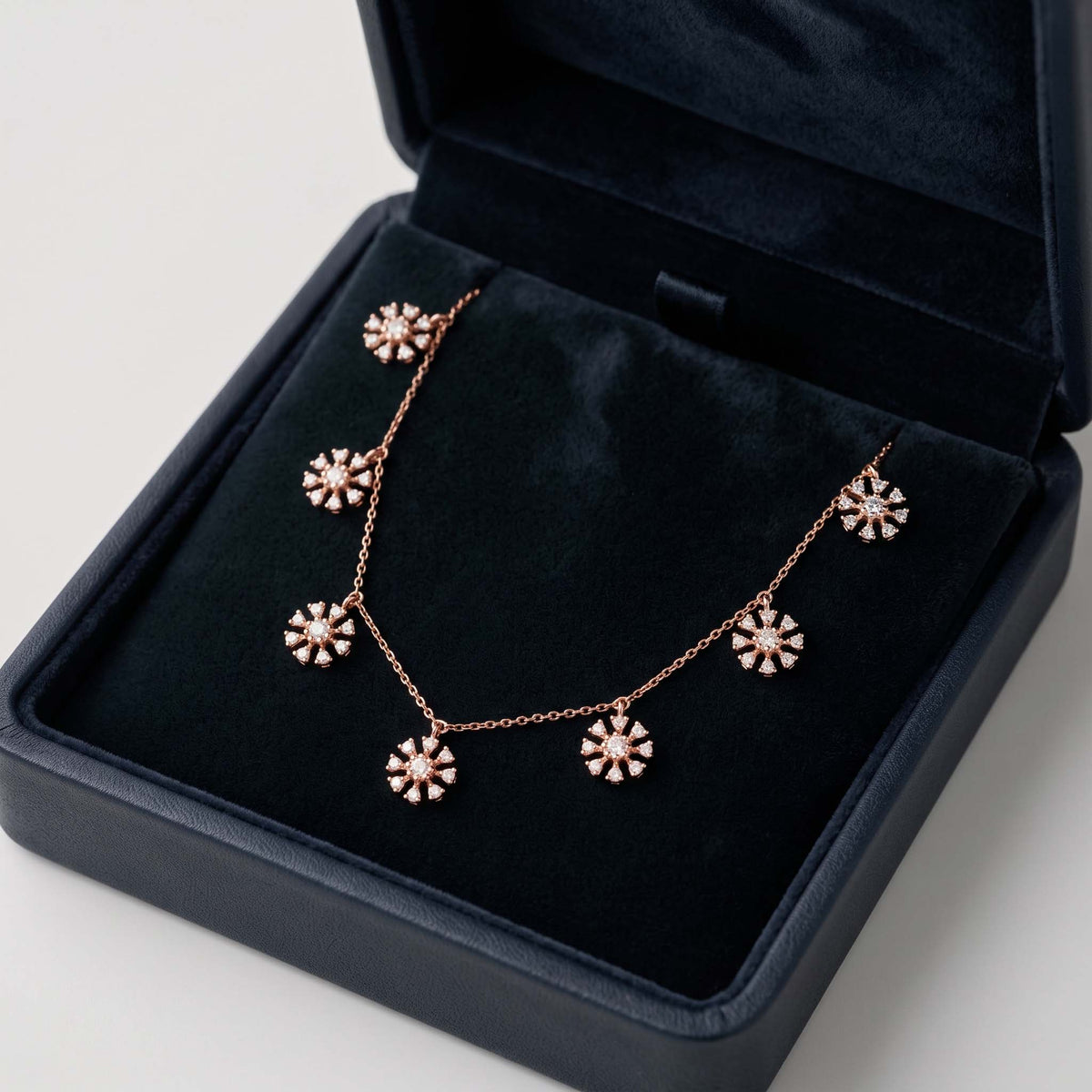 Radiant Vine  Necklace Set