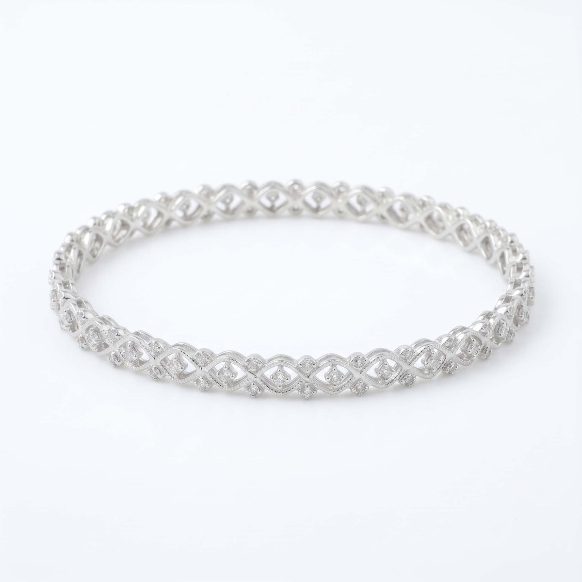 Waves & Lattice Diamond Bangle