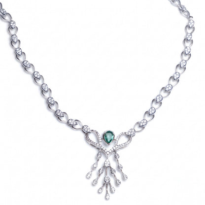 Verdant Grace Necklace